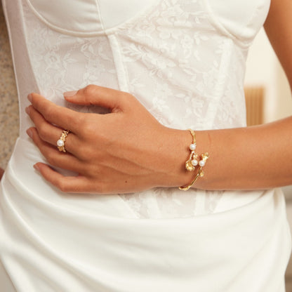 Sea Wave Inspired Sterling Silver Pearl Bracelet